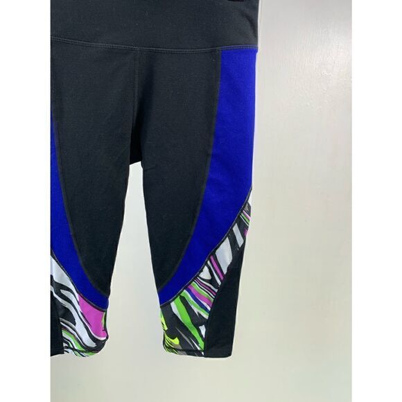 Fabletics Black Iris Navassa Crop Leggings Carnival Print Size XS - Picture 6 of 10